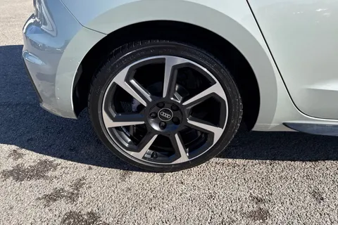  Audi A1 1.0 TFSI 30 Black Edition Sportback S Tronic Euro 6 (s/s) 5dr Thumbnail #12