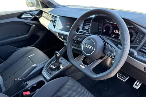  Audi A1 1.0 TFSI 30 Black Edition Sportback S Tronic Euro 6 (s/s) 5dr Thumbnail #14