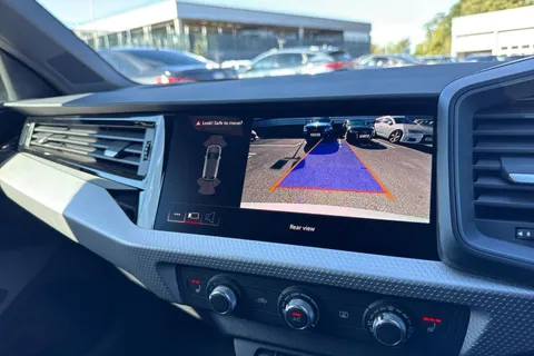  Audi A1 1.0 TFSI 30 Black Edition Sportback S Tronic Euro 6 (s/s) 5dr Thumbnail #17