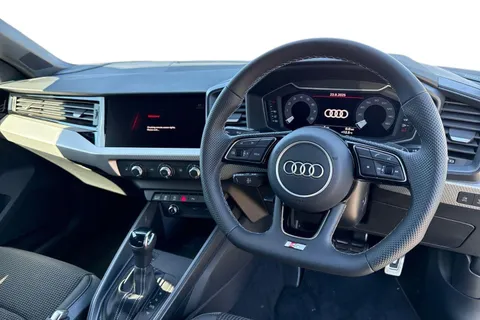  Audi A1 1.0 TFSI 30 Black Edition Sportback S Tronic Euro 6 (s/s) 5dr Thumbnail #18