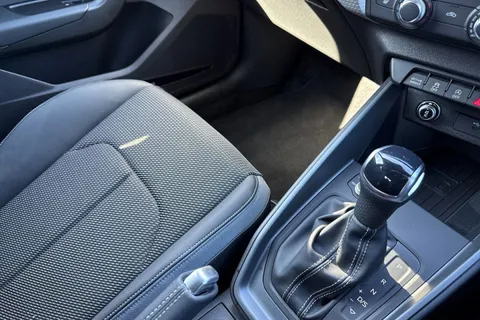  Audi A1 1.0 TFSI 30 Black Edition Sportback S Tronic Euro 6 (s/s) 5dr Thumbnail #20