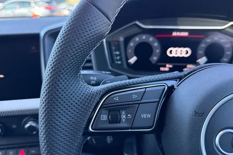  Audi A1 1.0 TFSI 30 Black Edition Sportback S Tronic Euro 6 (s/s) 5dr Thumbnail #26