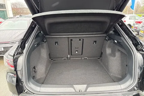 MA74FWT Volkswagen ID.4 210kW Match Pro 77kWh 5dr Auto | Rear Camera | Heated Seats Thumbnail #8