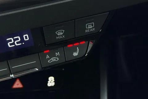 Audi Q4 e-tron 45 Black Edition Auto 5dr 82kWh Thumbnail #22