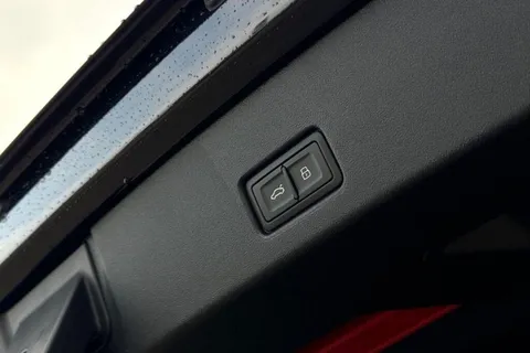 Audi Q4 e-tron 45 Black Edition Auto 5dr 82kWh Thumbnail #38