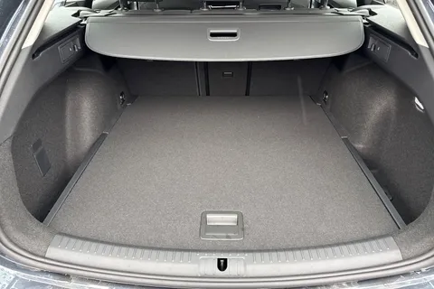  SEAT Leon 1.5 eTSI MHEV SE DSG Euro 6 (s/s) 5dr Thumbnail #6