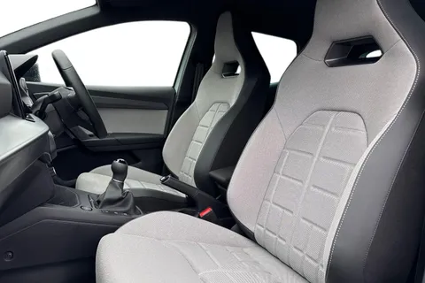  SEAT Ibiza 1.0 TSI FR Sport Euro 6 (s/s) 5dr Thumbnail #16