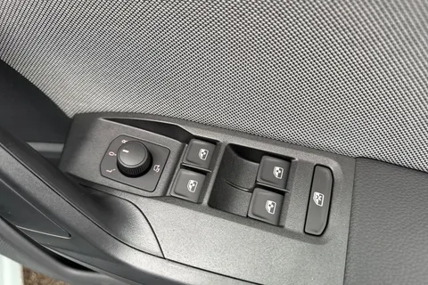  SEAT Ibiza 1.0 TSI FR Sport Euro 6 (s/s) 5dr Thumbnail #21