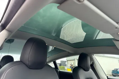 MA69OWV Tesla Model 3 (Dual Motor) Performance Auto 4WDE 4dr (Performance Upgrade) Thumbnail #40