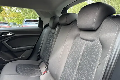  Audi A1 1.0 TFSI 30 Sport Sportback Euro 6 (s/s) 5dr Thumbnail #19