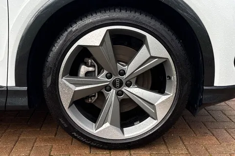 KW25XEC Audi Q4 e-tron Q4 Sportback Black Edition 45 e-tron  210,00 kW Thumbnail #11