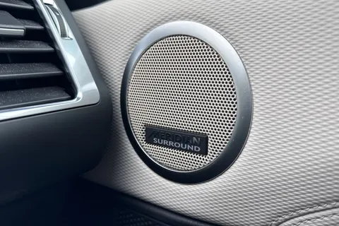 25 of 47 for Land Rover Discovery 3.0 D350 Dynamic HSE 5dr