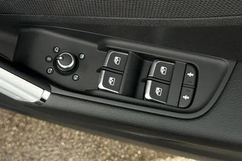 28 of 40 for Audi Q4 e-tron 40 Sport Sportback Auto 5dr 82kWh