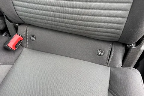 EJ19XSO Ford C-Max 1.5 TDCi Titanium Powershift Euro 6 (s/s) 5dr Thumbnail #33