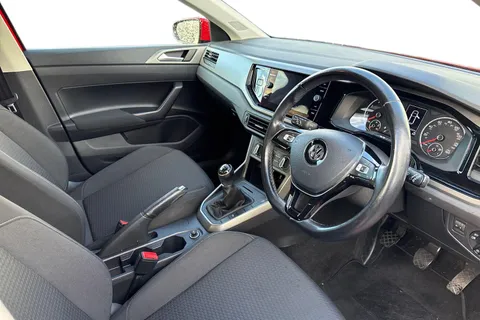 14 of 44 for Volkswagen Polo 1.0 TSI 95 Match 5dr | App Connect | DAB