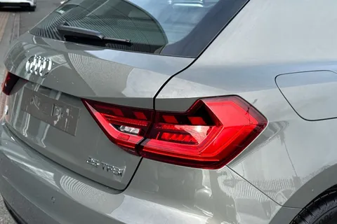 Audi A1 1.0 TFSI 25 Sport Sportback Euro 6 (s/s) 5dr Thumbnail #8