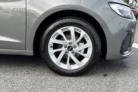 Audi A1 1.0 TFSI 25 Sport Sportback Euro 6 (s/s) 5dr Thumbnail #11