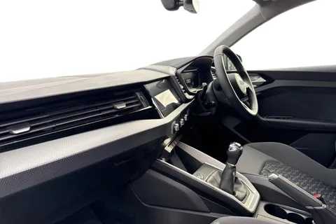 Audi A1 1.0 TFSI 25 Sport Sportback Euro 6 (s/s) 5dr Thumbnail #15