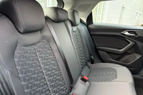 Audi A1 1.0 TFSI 25 Sport Sportback Euro 6 (s/s) 5dr Thumbnail #19