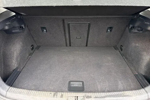 DF17FHX Volkswagen Golf 1.4 TSI BlueMotion Tech SE Nav Euro 6 (s/s) 5dr Thumbnail #6