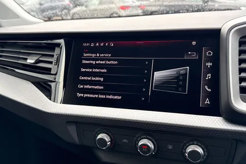 41 of 50 for Audi A1 1.0 TFSI 30 Sport Sportback Euro 6 (s/s) 5dr