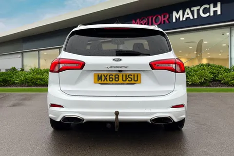 MX68USU Ford Focus 2.0 EcoBlue Vignale Auto Euro 6 (s/s) 5dr Thumbnail #5