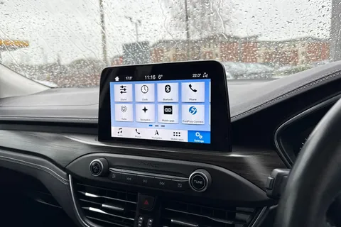 MX68USU Ford Focus 2.0 EcoBlue Vignale Auto Euro 6 (s/s) 5dr Thumbnail #44