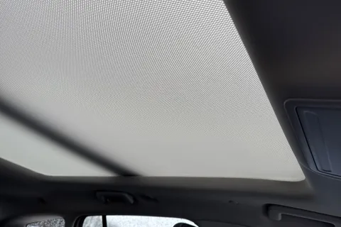 MX68USU Ford Focus 2.0 EcoBlue Vignale Auto Euro 6 (s/s) 5dr Thumbnail #53