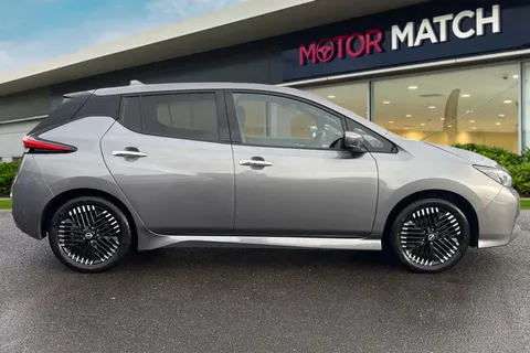 ND72CNV Nissan Leaf 39kWh N-Connecta Auto 5dr Thumbnail #4