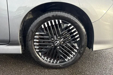 ND72CNV Nissan Leaf 39kWh N-Connecta Auto 5dr Thumbnail #11