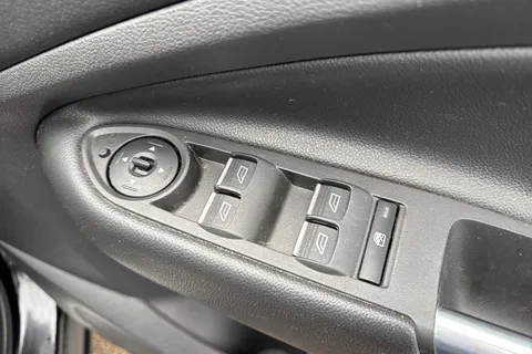 CF19VHW Ford Kuga 1.5T EcoBoost Titanium X Edition Euro 6 (s/s) 5dr Thumbnail #22