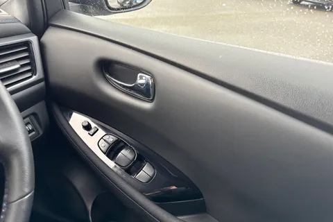 ND72CNV Nissan Leaf 39kWh N-Connecta Auto 5dr Thumbnail #22