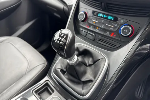 CF19VHW Ford Kuga 1.5T EcoBoost Titanium X Edition Euro 6 (s/s) 5dr Thumbnail #24