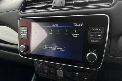 ND72CNV Nissan Leaf 39kWh N-Connecta Auto 5dr Thumbnail #37