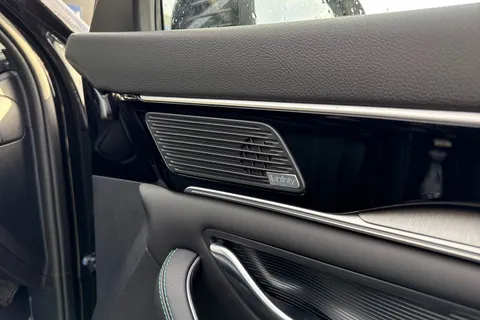 LA25RZD BYD Seal U 1.5 DM-i 18.3kWh Boost CVT Auto Euro 6 (s/s) 5dr Thumbnail #41