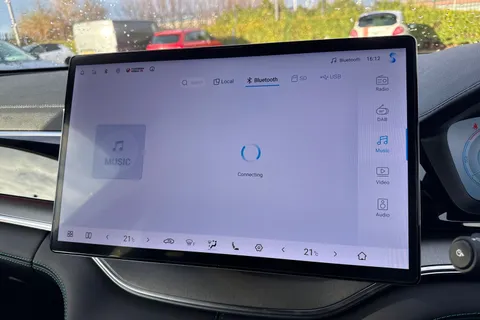 LA25RZD BYD Seal U 1.5 DM-i 18.3kWh Boost CVT Auto Euro 6 (s/s) 5dr Thumbnail #51