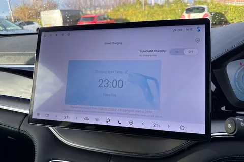 LA25RZD BYD Seal U 1.5 DM-i 18.3kWh Boost CVT Auto Euro 6 (s/s) 5dr Thumbnail #55