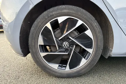 PF71KNS Volkswagen ID.3 150kW Family Pro Performance 58kWh 5dr Auto | 18'' Alloys | Matrix LED Lig Thumbnail #11