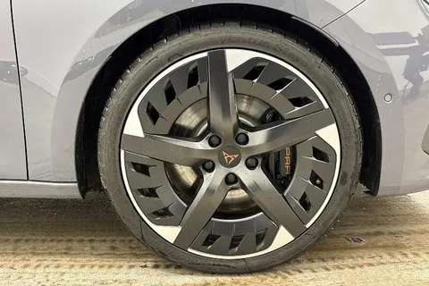 KM23ZVB CUPRA Leon 2.0 TSI 300 VZ3 5dr DSG Thumbnail #6