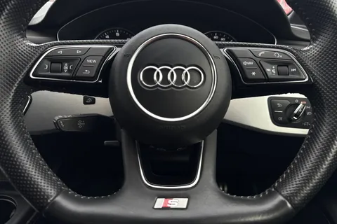 AV17WTL Audi A4 Avant 2.0 TFSI S line Euro 6 (s/s) 5dr Thumbnail #33