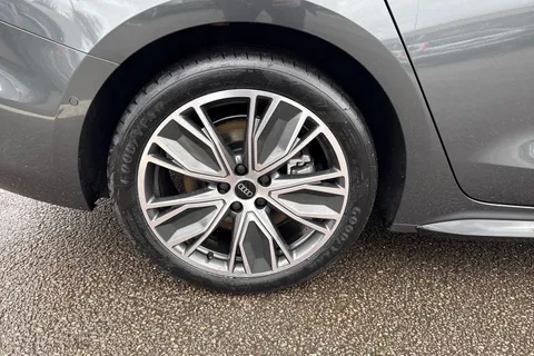  Audi A5 2.0 TDI S line Saloon S Tronic quattro Euro 6 (s/s) 5dr Thumbnail #11