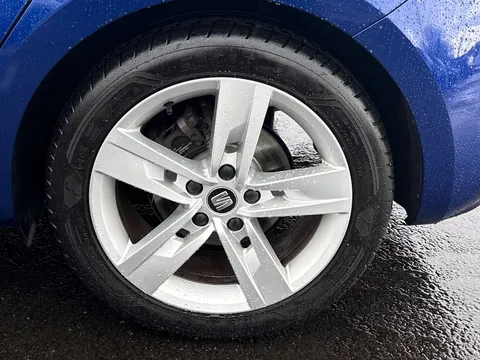 ML68YLM SEAT Leon 1.5 TSI EVO FR [EZ] 5dr **1 PRIVATE OWNER** Thumbnail #23