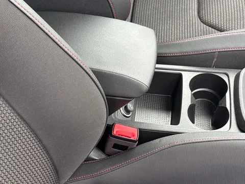 ML68YLM SEAT Leon 1.5 TSI EVO FR [EZ] 5dr **1 PRIVATE OWNER** Thumbnail #35