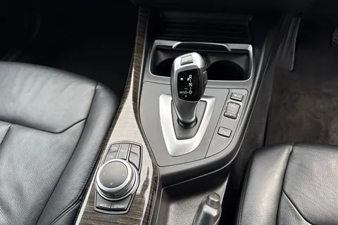 PF68NCN BMW 1 Series 1.5 118i GPF SE Auto Euro 6 (s/s) 5dr Thumbnail #24