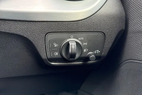 GF21MVM Audi Q2 1.5 TFSI CoD 35 S line S Tronic Euro 6 (s/s) 5dr Thumbnail #44