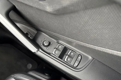 GF21MVM Audi Q2 1.5 TFSI CoD 35 S line S Tronic Euro 6 (s/s) 5dr Thumbnail #45