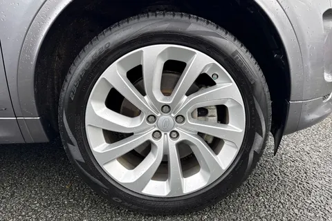 KN20UWD Land Rover Discovery Sport 2.0 D180 MHEV R-Dynamic HSE Auto 4WD Euro 6 (s/s) 5dr Thumbnail #10