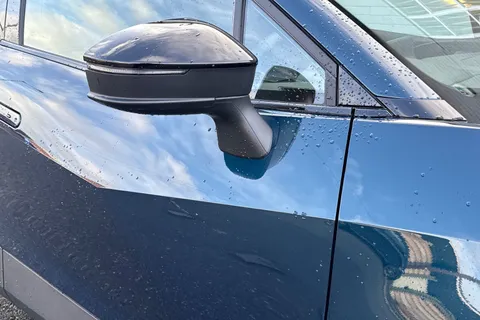 DN75JLX Toyota C-Hr 1.8 Hybrid Design 5dr CVT Thumbnail #12