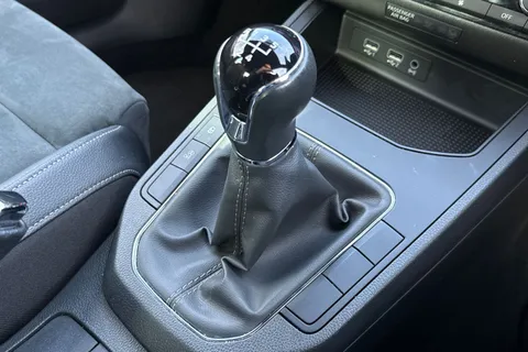 DA69UHK SEAT Ibiza 1.0 TSI 95 Xcellence [EZ] 5dr Thumbnail #22