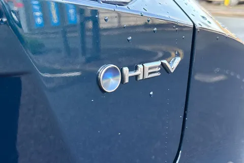 DN75JLX Toyota C-Hr 1.8 Hybrid Design 5dr CVT Thumbnail #36